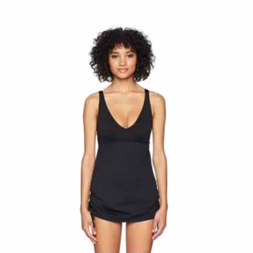 TYR Women s Solid V Neck Sheath Swimming One Piece Black Black Size 14